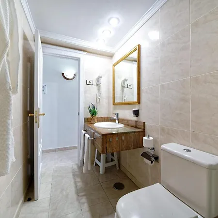 Lc Apartamento De Un Dormitorio Vista Mar, A 50m De La Playa Puerto Del Carmen Διαμέρισμα Πουέρτο Ντελ Κάρμεν
