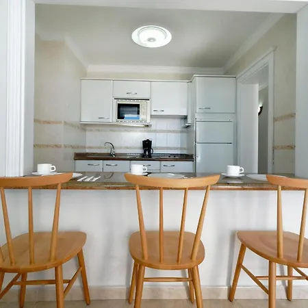 Lc Apartamento De Un Dormitorio Vista Mar, A 50m De La Playa Puerto Del Carmen Apartment *